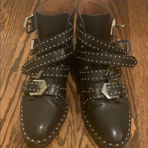 Givenchy MULTI-STRAP BOOTS IN LEATHER WITH STUDS - Picture 2 of 8